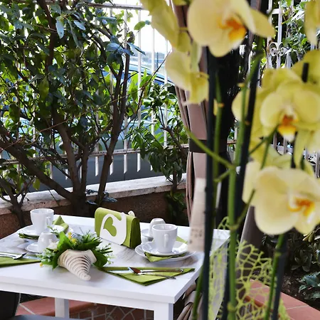 Elisir Bed & Breakfast 3*